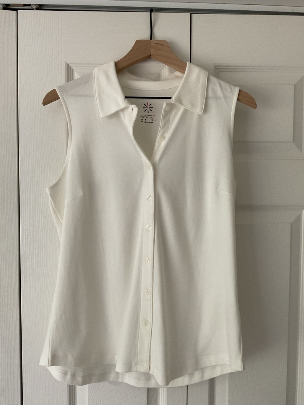 Sleeveless Button-Front Collared Top - White